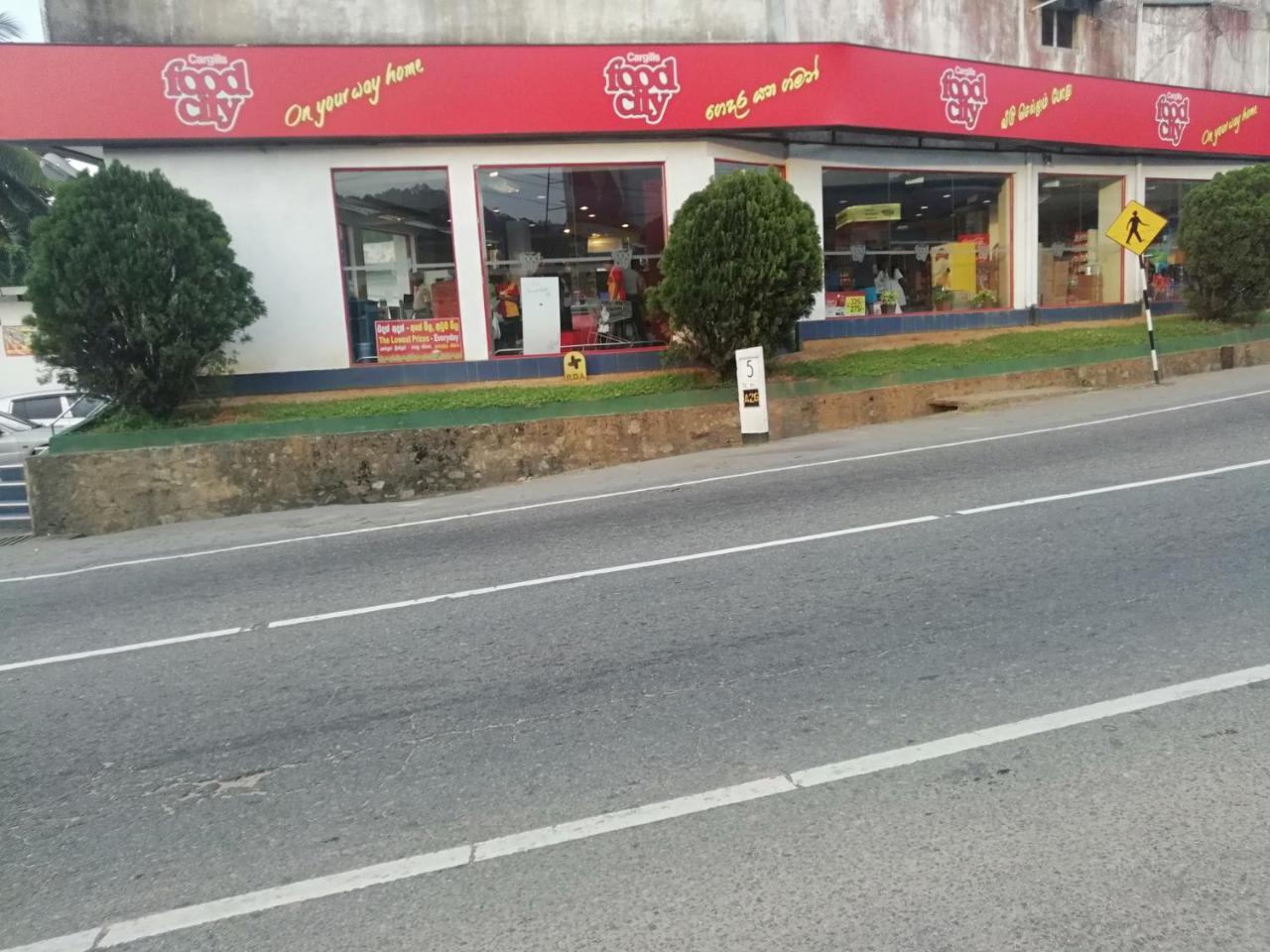 Mahaweli Shades Kandy Exterior foto